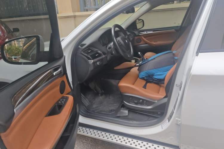Used BMW X6 2013 xDrive35i Driver Seat