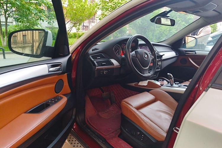 Used BMW X6  Driver Seat