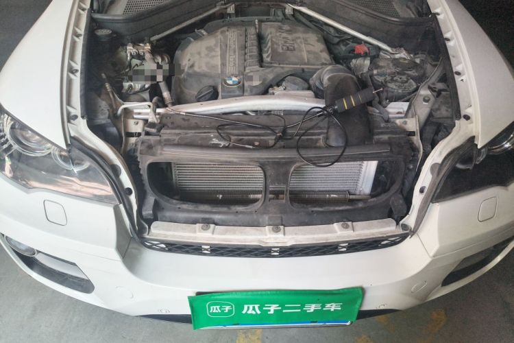 Used BMW X6 2013 xDrive35i Engine Bay