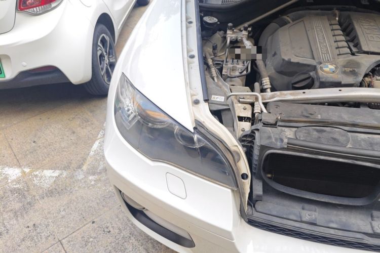 Used BMW X6 2013 xDrive35i Engine Bay Right