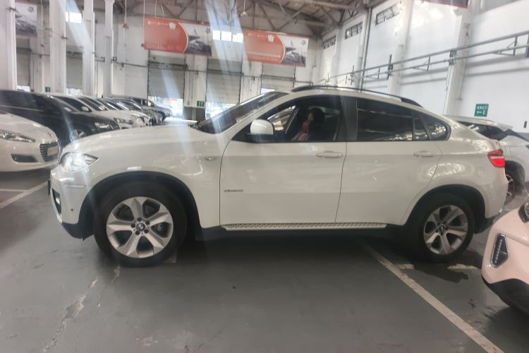 Used BMW X6 2013 xDrive35i Exterior 3