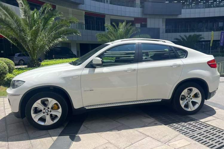 Used BMW X6 2013 xDrive35i Exterior 4