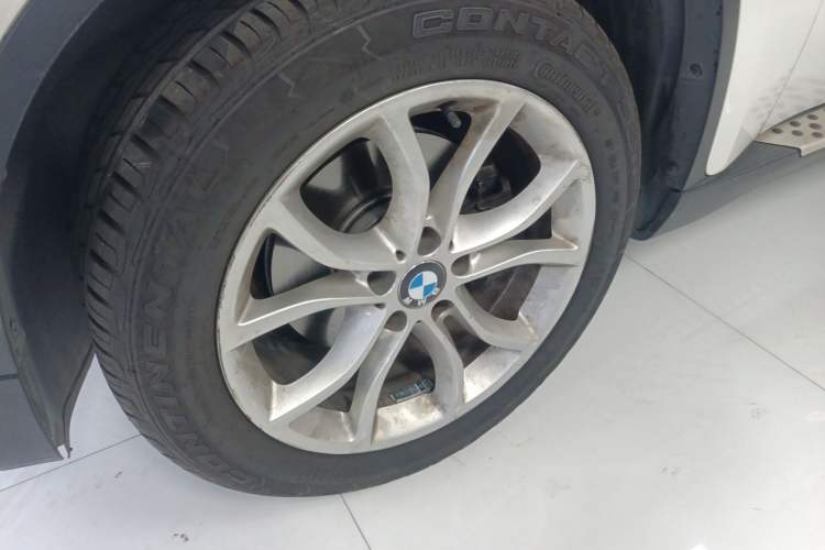 Used BMW X6 2013 xDrive35i Exterior 7