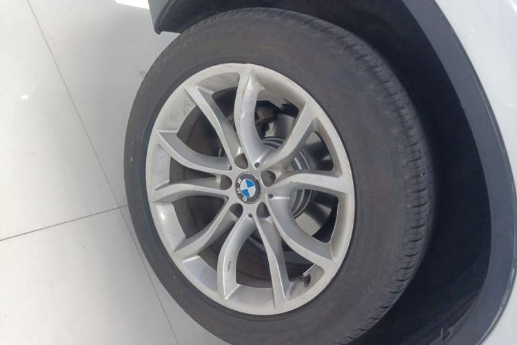 Used BMW X6 2013 xDrive35i Exterior 8