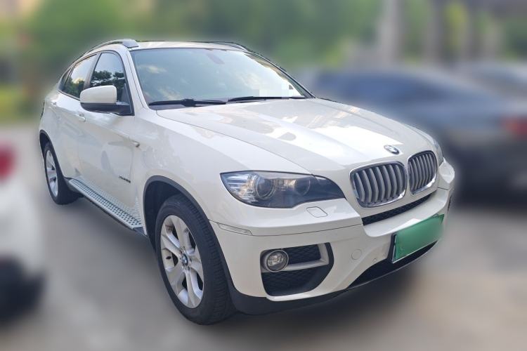 Used BMW X6 2013 xDrive35i Front Right 45 Deg