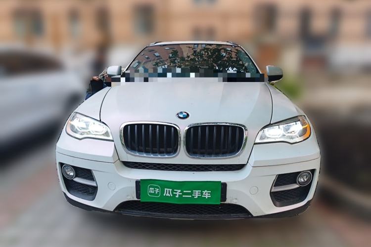 Used BMW X6  Front
