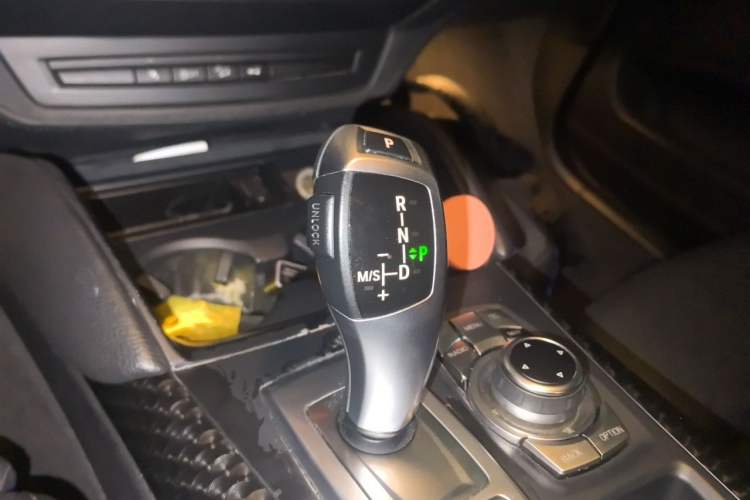Used BMW X6 2013 xDrive40i Gear Lever
