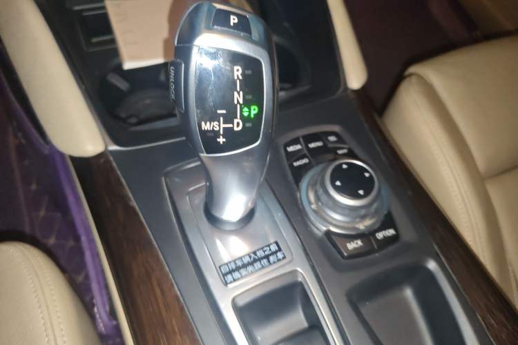 Used BMW X6 2013 xDrive35i Gear Lever