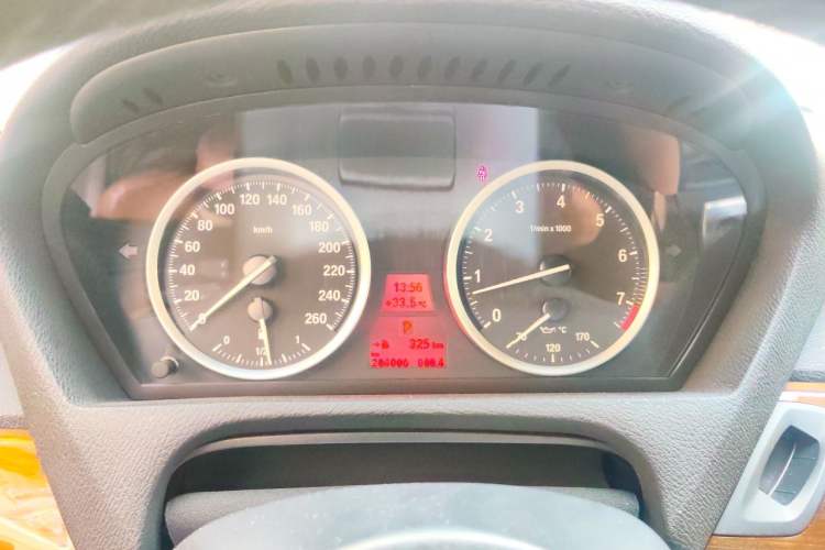 Used BMW X6 2013 xDrive35i Instrument Cluster