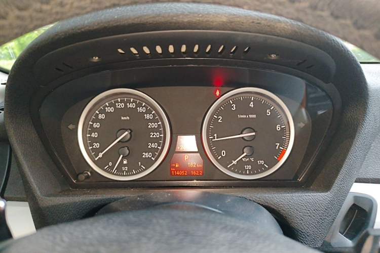 Used BMW X6  Instrument Cluster