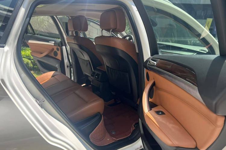 Used BMW X6 2013 xDrive35i Interior 5
