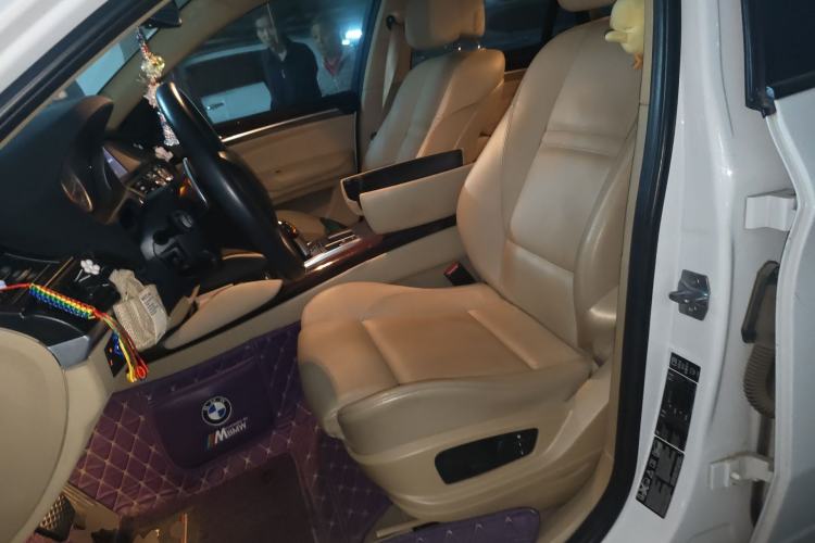Used BMW X6 2013 xDrive35i Left Front Seat