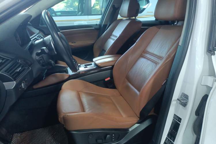 Used BMW X6 2013 xDrive35i Left Front Seat