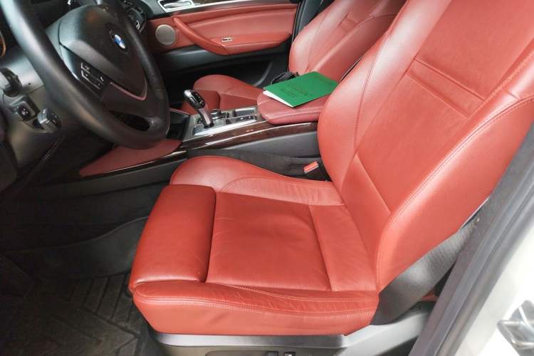 Used BMW X6  Left Front Seat