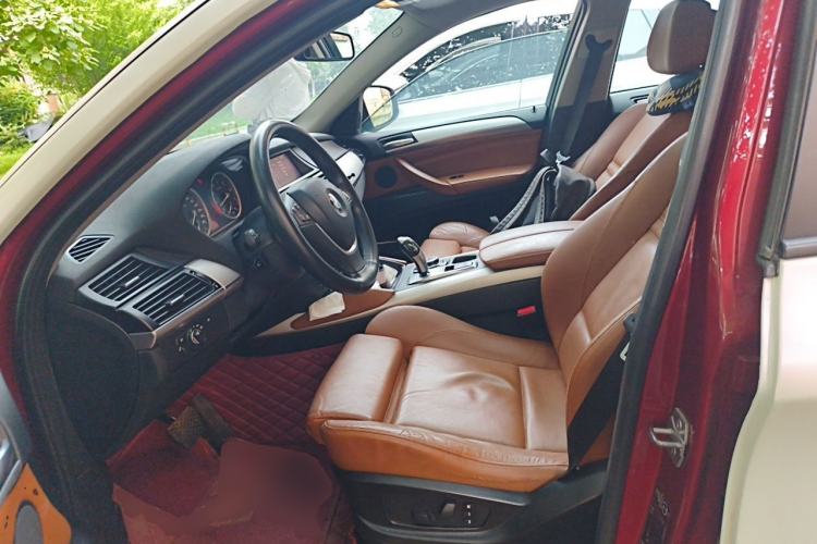 Used BMW X6  Left Front Seat