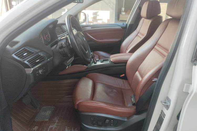 Used BMW X6 2013 xDrive35i Left Front Seat