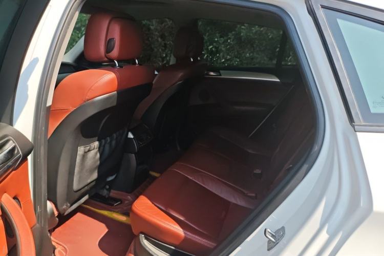 Used BMW X6 2013 xDrive35i U.S. specification Left Rear Seat