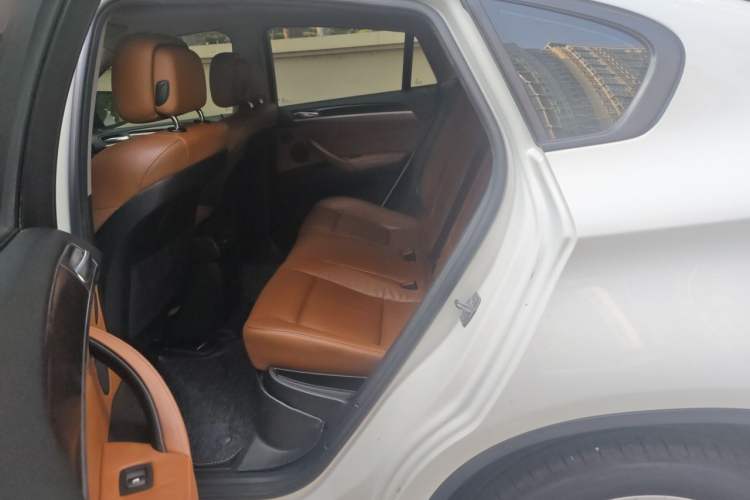 Used BMW X6 2013 xDrive35i Left Rear Seat
