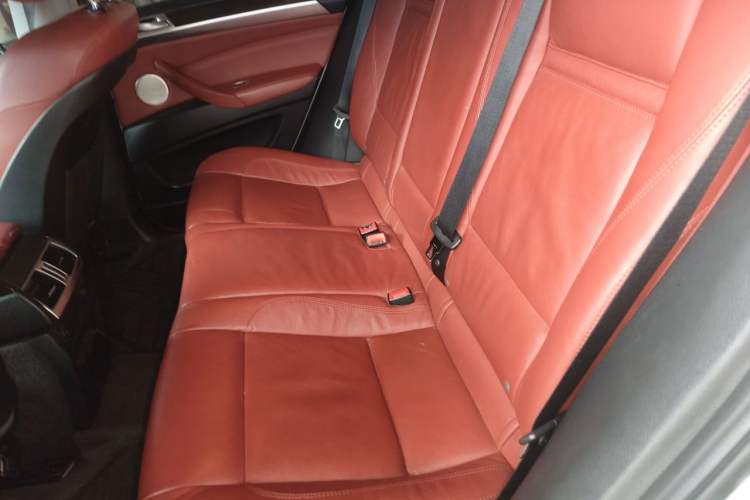 Used BMW X6  Left Rear Seat
