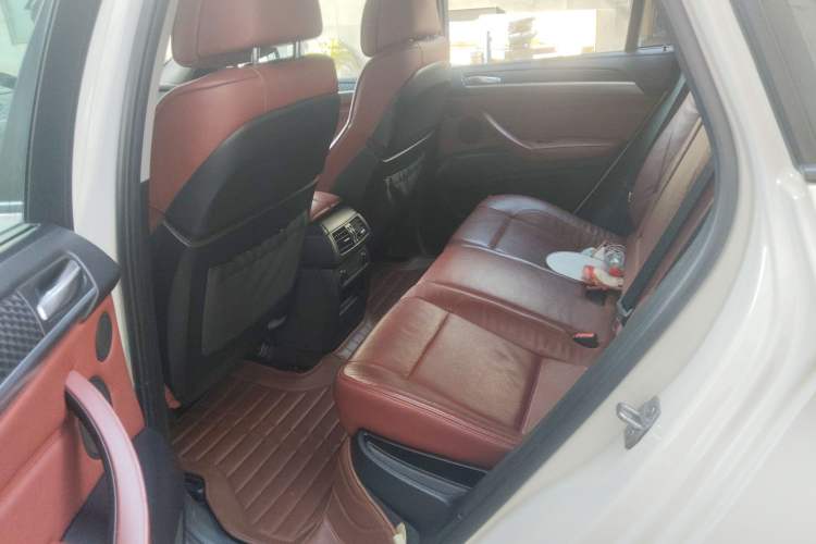 Used BMW X6 2013 xDrive35i Left Rear Seat