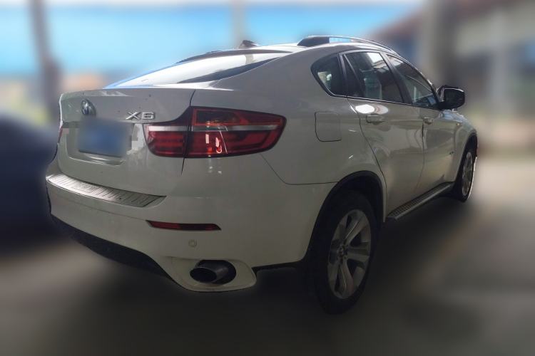 Used BMW X6  Rear Right 45 Deg