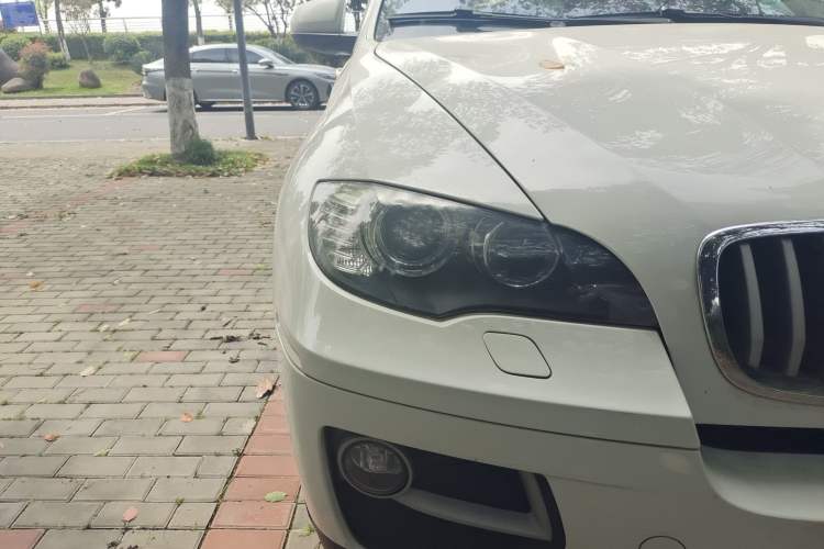 Used BMW X6 2013 xDrive35i Right Front Headlight