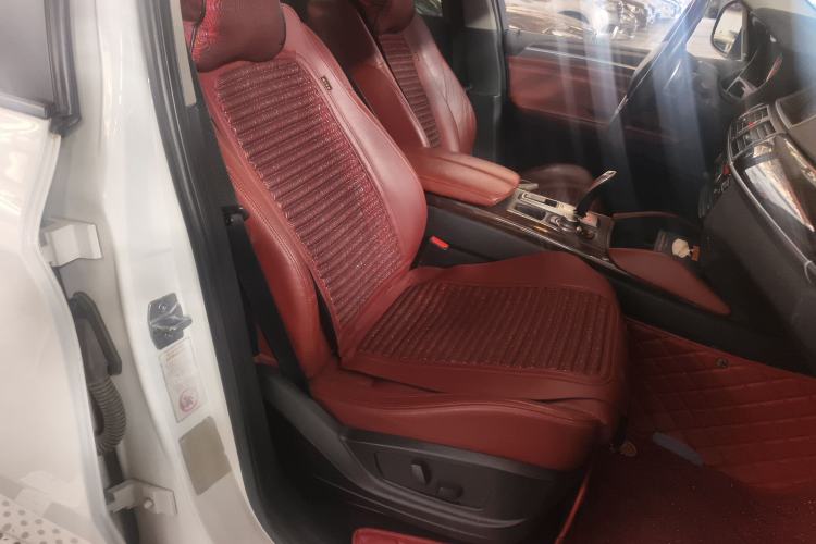 Used BMW X6 2013 xDrive35i Right Front Seat