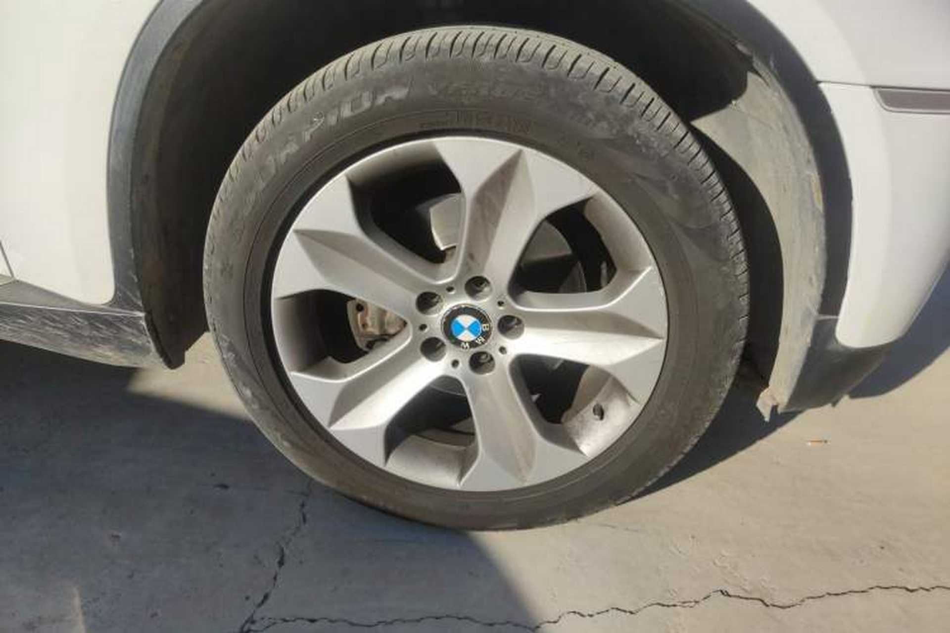Used BMW X6 2013 xDrive35i Right Front Wheel Hub