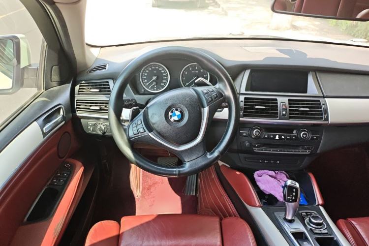 Used BMW X6 2013 xDrive35i U.S. specification Steering Wheel