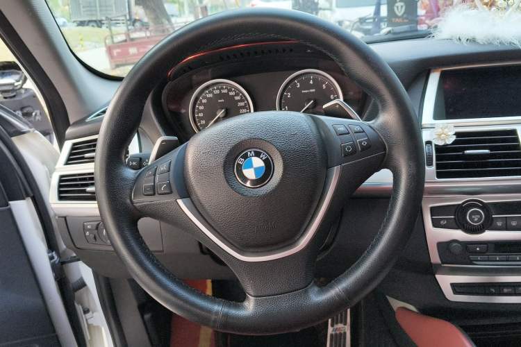 Used BMW X6 2013 xDrive35i Steering Wheel