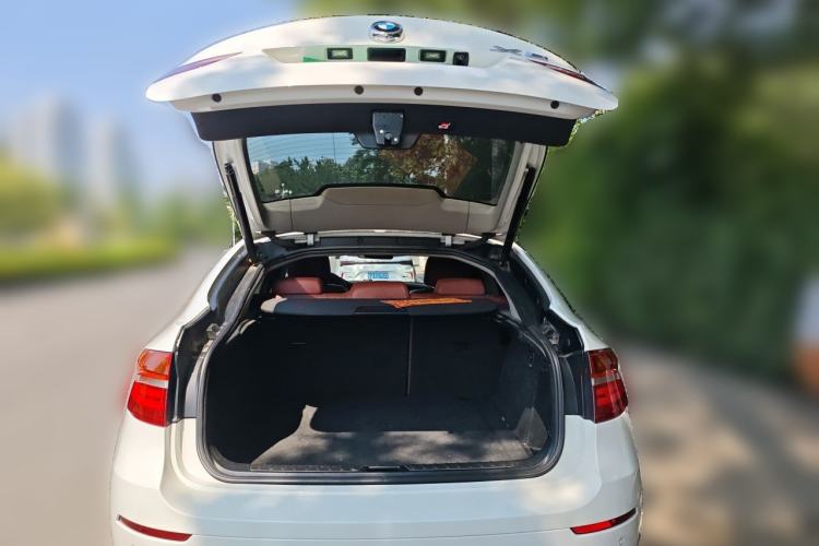 Used BMW X6 2013 xDrive35i U.S. specification Trunk