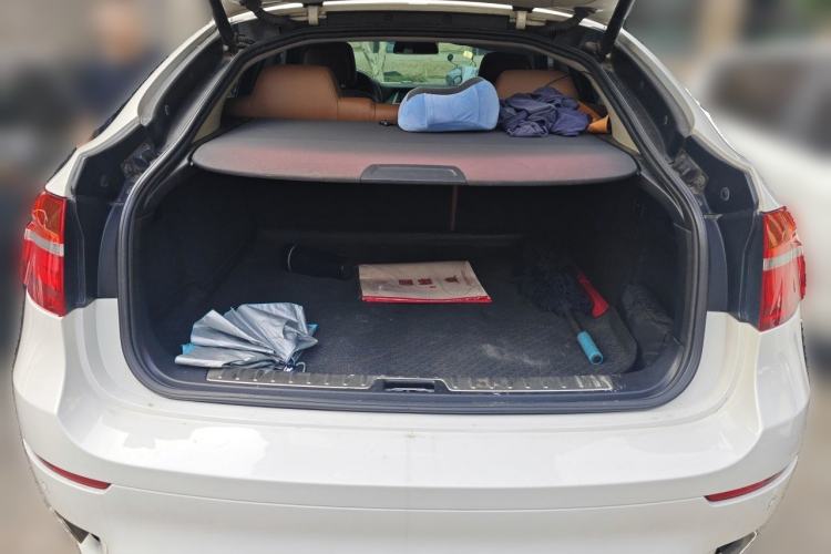 Used BMW X6 2013 xDrive35i Trunk