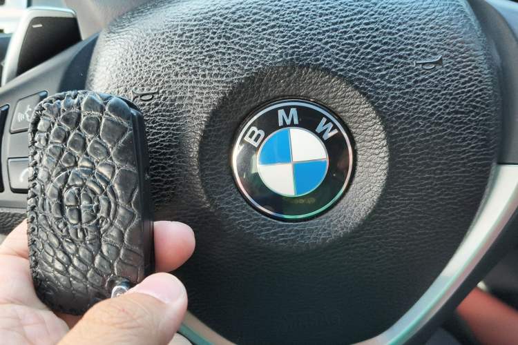 Used BMW X6 2013 xDrive35i Vehicle Key