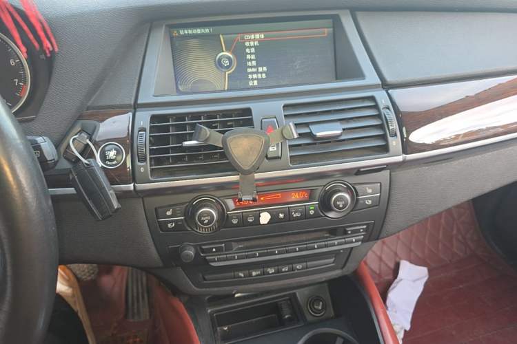 Used BMW X6  Audio And AC Panel