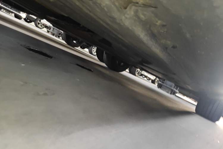 Used BMW X6 2014 xDrive35i Sport model Chassis Front Left