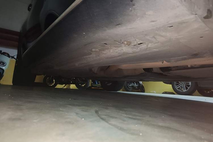 Used BMW X6 2014 xDrive35i Sport model Chassis Front Right