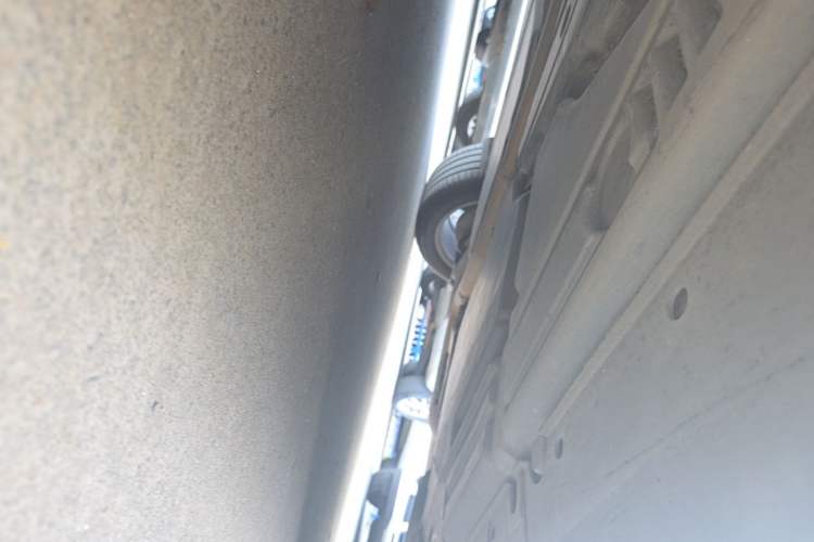 Used BMW X6  Chassis Rear Left