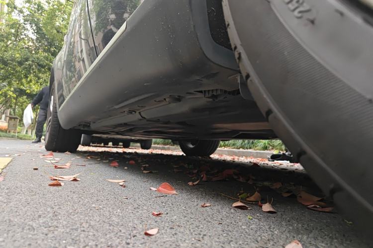 Used BMW X6 2014 xDrive35i Sport model Chassis Rear Left