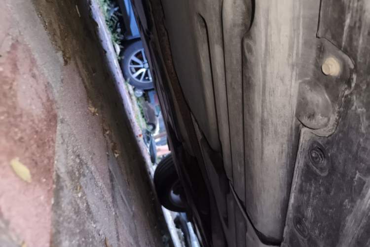 Used BMW X6  Chassis Rear Right