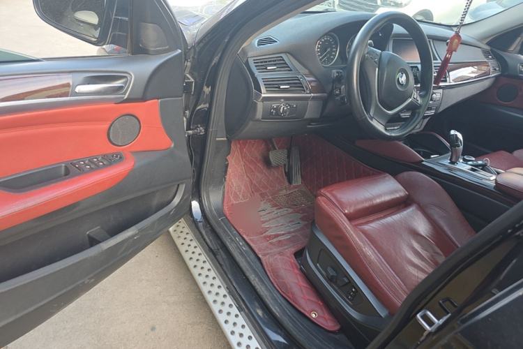 Used BMW X6  Driver Seat