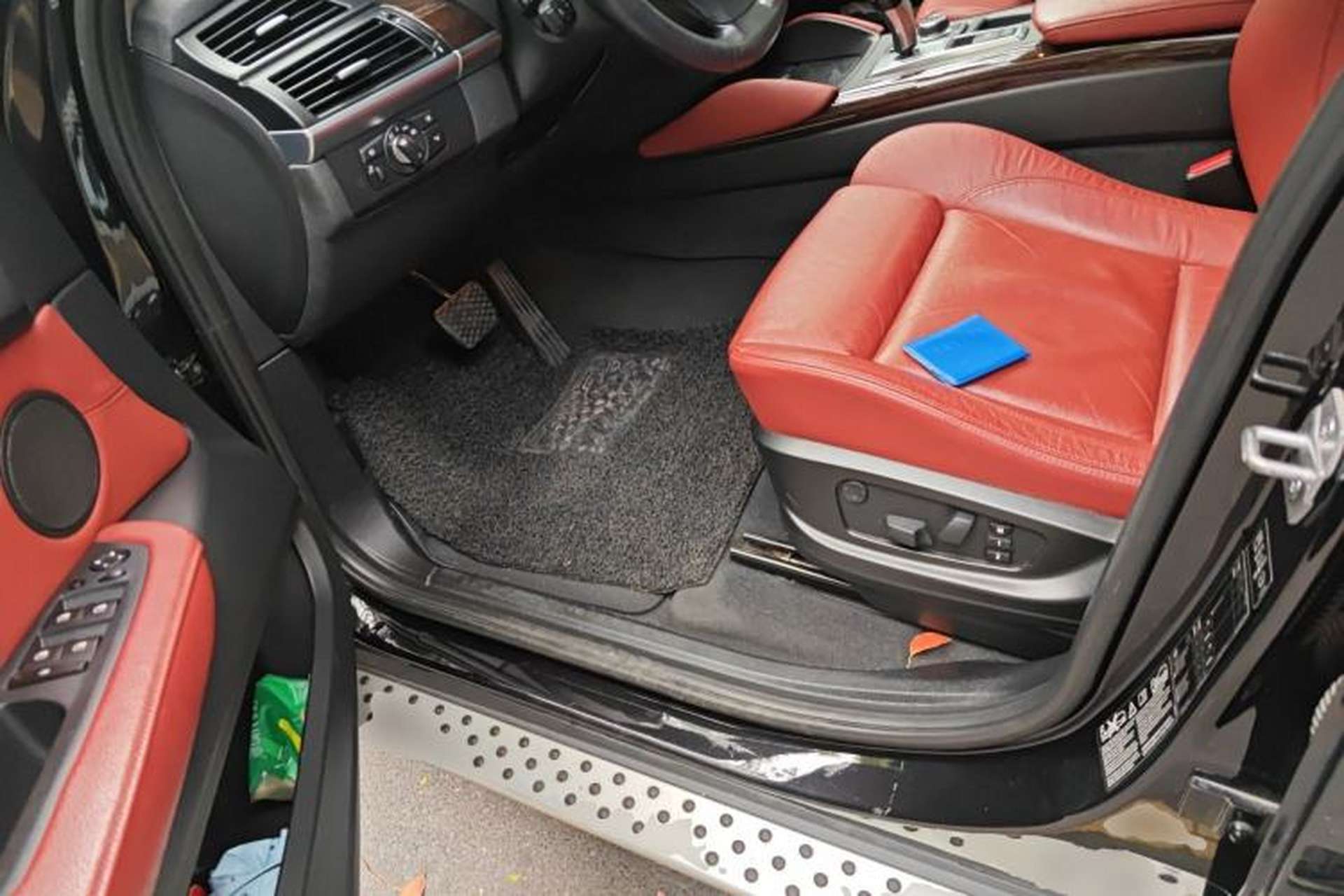 Used BMW X6 2014 xDrive35i Sport model Driver Seat