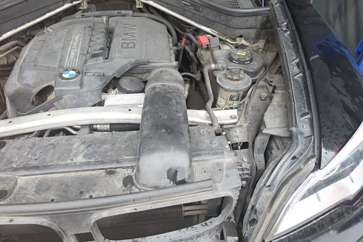 Used BMW X6  Engine Bay Left