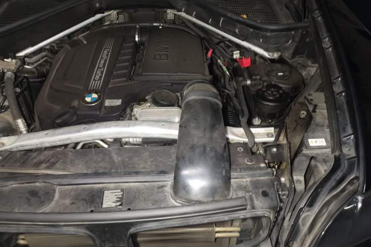 Used BMW X6 2014 xDrive35i Sport model Engine Bay Left