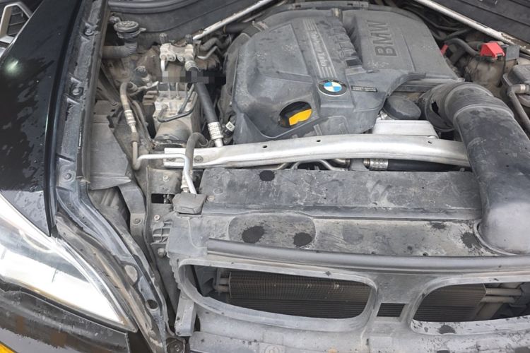 Used BMW X6  Engine Bay Right