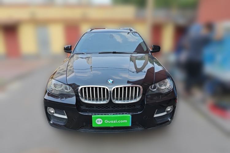 Used BMW X6  Front