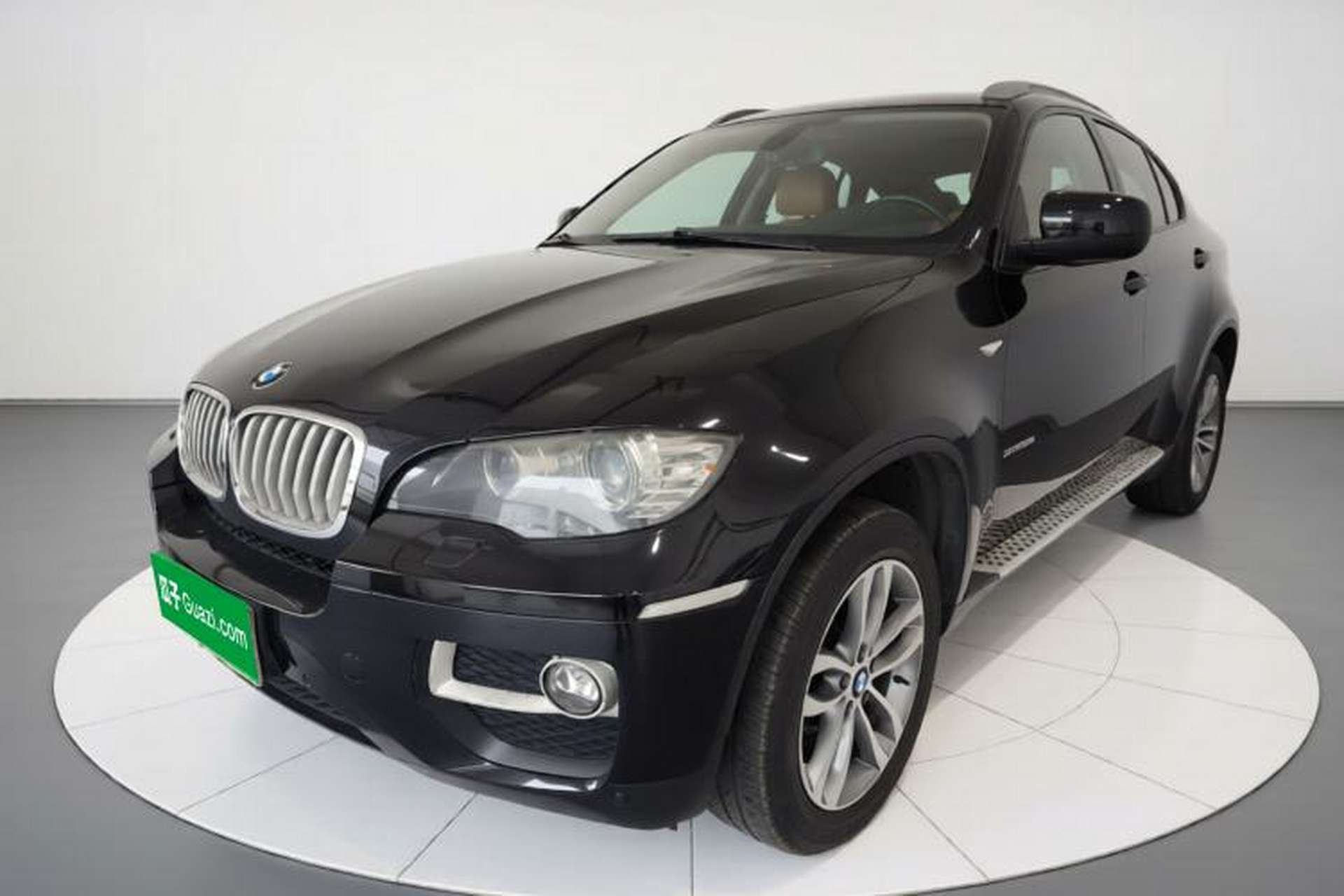 Used BMW X6 2014 xDrive35i Sport model Front Left 45 Deg
