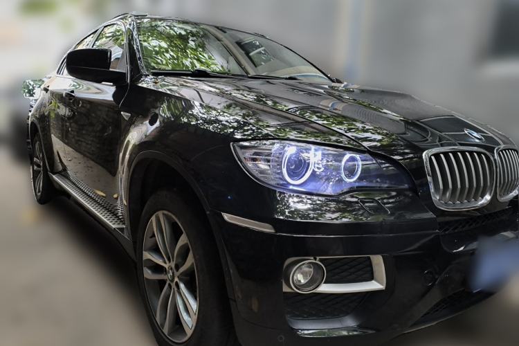 Used BMW X6 2014 xDrive35i Sport model Front Right 45 Deg