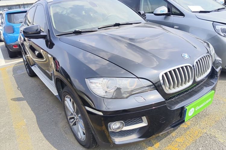 Used BMW X6 2014 xDrive35i Sport model Front Right 45 Deg