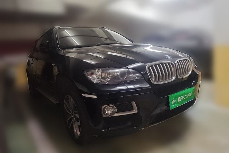 Used BMW X6 2014 xDrive35i Sport model Front Right 45 Deg