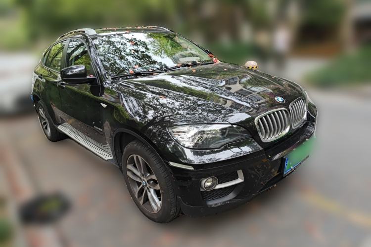 Used BMW X6 2014 xDrive35i Sport model Front Right 45 Deg
